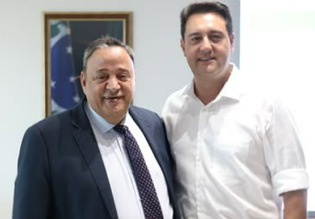 DEPUTADO BAKRI ASSINA COAUTORIA DE PL EM BENEFÍCIO DE FUMICULTORES