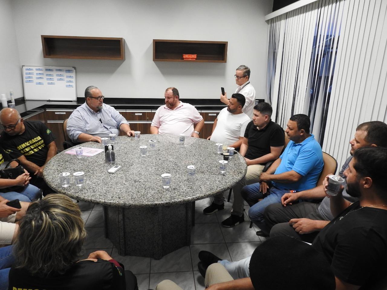 MOVIMENTO PELA TRANSPARÊNCIA ELEITORAL REÚNE-SE COM VEREADORES EM ITAIPULÂNDIA