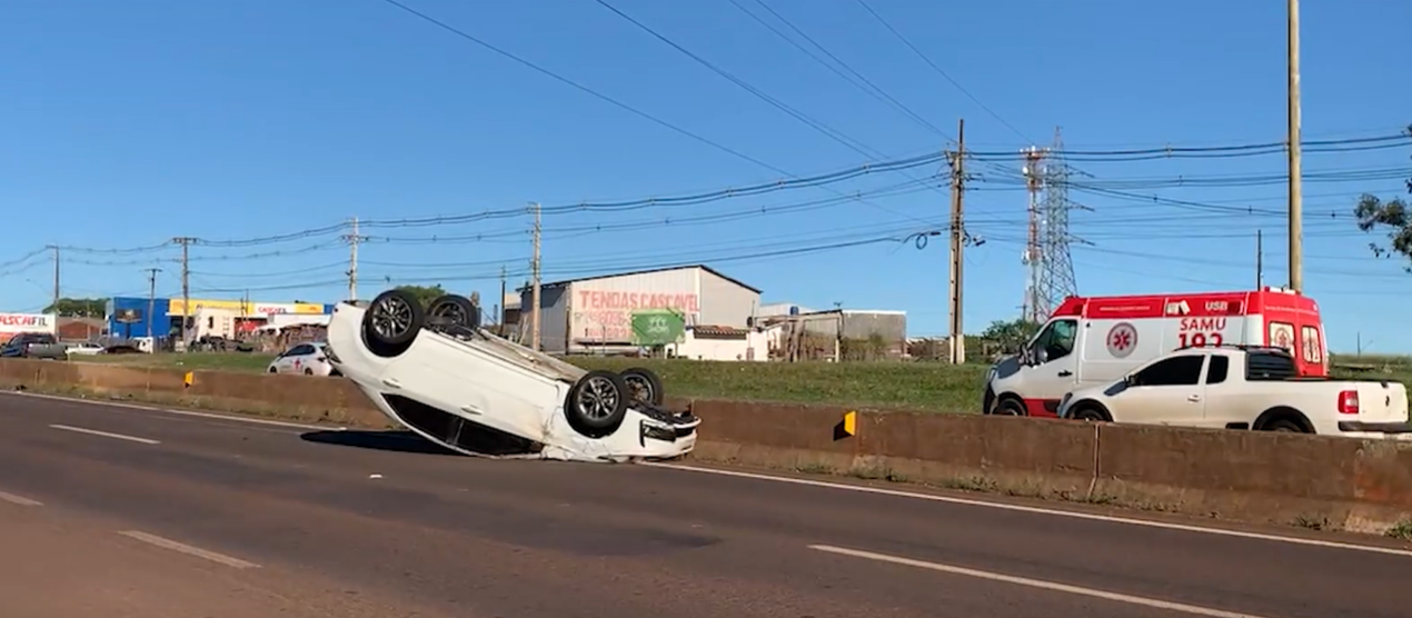 BATIDA SEGUIDA DE CAPOTAMENTO É REGISTRADA NA BR-277
