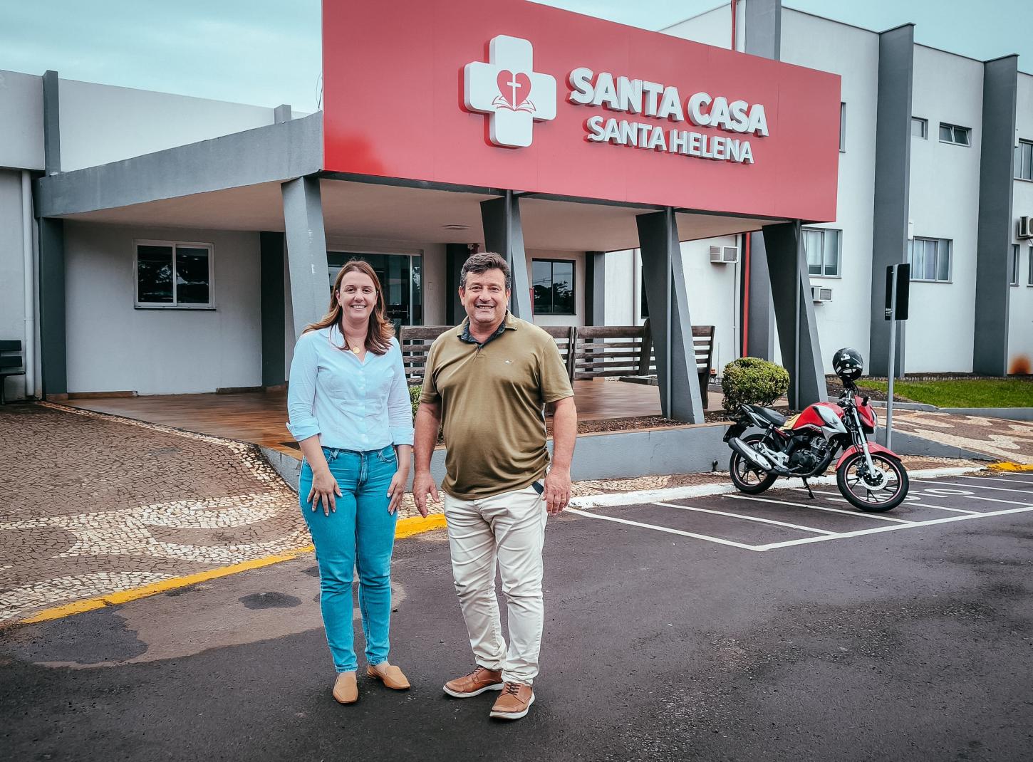 SANTA HELENA AMPLIA ESPECIALIDADES MÉDICAS E FORTALECE REDE DE SAÚDE