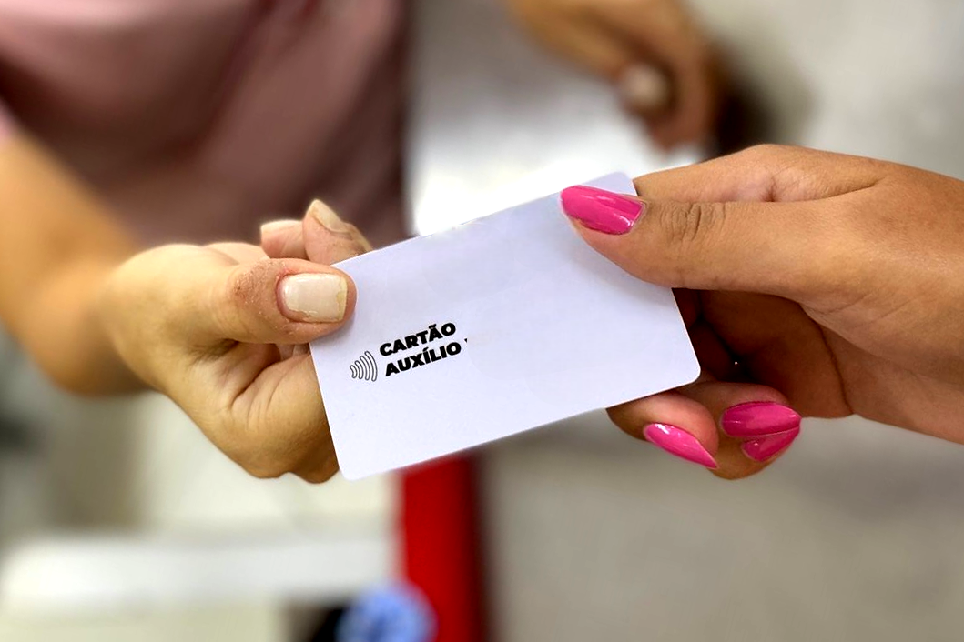 VEREADOR DE ITAIPULÂNDIA, ANDRÉ ROYER, PEDE CARTÃO CESTA BÁSICA