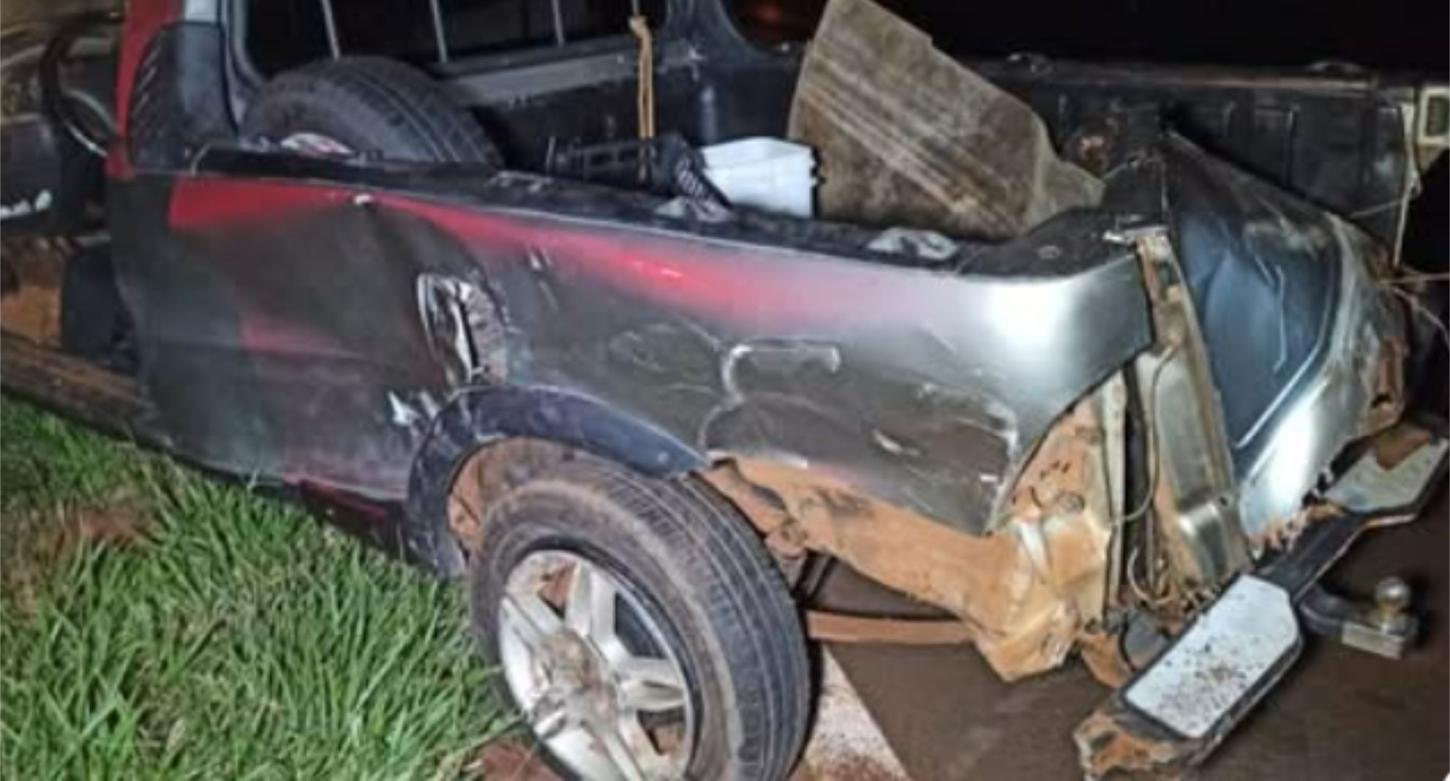 BATIDA TRASEIRA NA BR-163 EM TOLEDO DEIXA DUAS PESSOAS FERIDAS