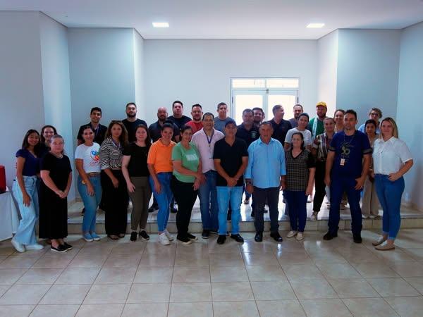 GOVERNO MUNICIPAL REÚNE REPRESENTANTES DO TURISMO E COMUNIDADE PARA DISCUTIR REVITALIZAÇÃO DO BALNEÁRIO IPIRANGA