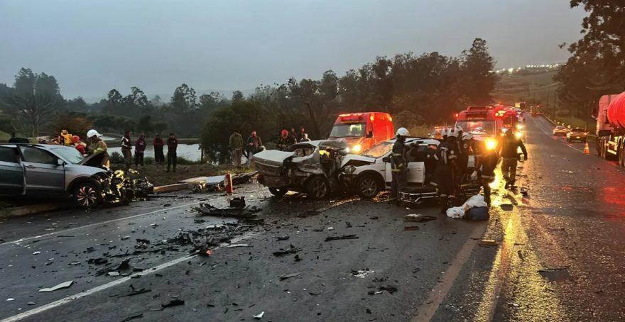 GRAVE ACIDENTE DE TRÂNSITO É REGISTRADO NA PR-444, EM ARAPONGAS