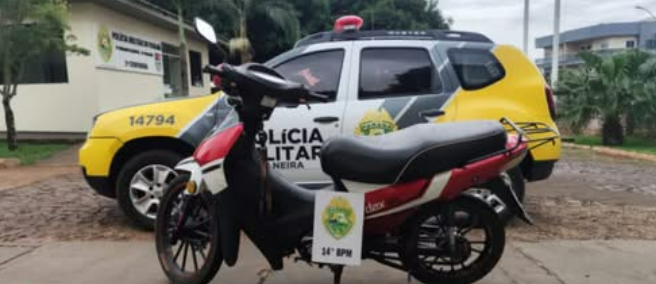POLÍCIA MILITAR RECUPERA EM MEDIANEIRA MOTONETA ROUBADA E PRENDE CONDUTOR