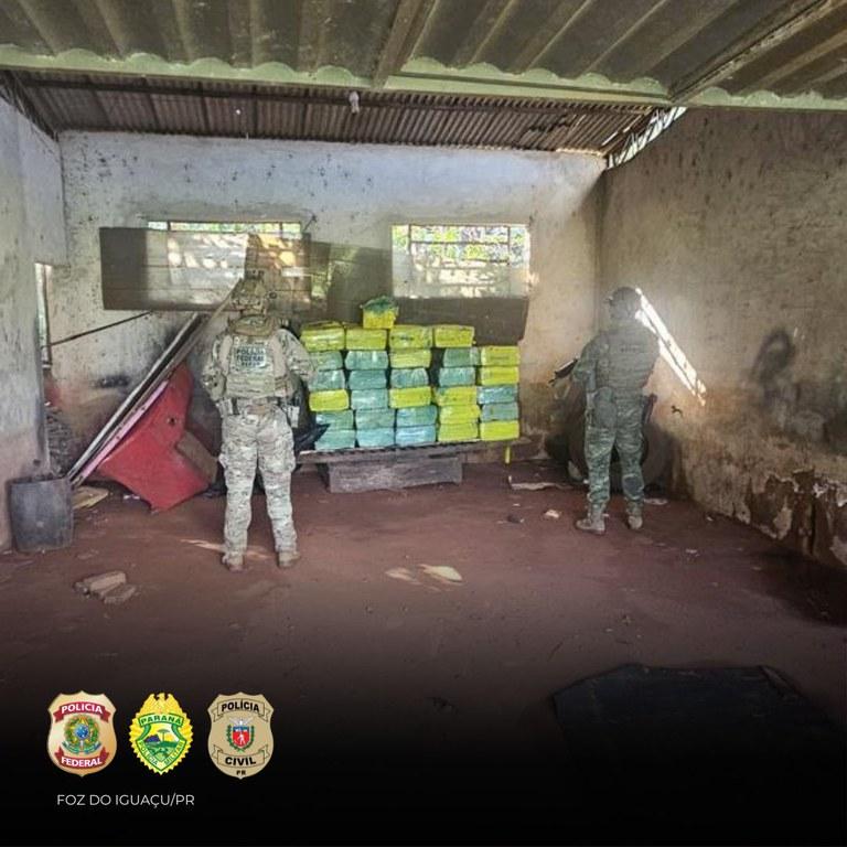 OPERAÇÃO INTEGRADA ENTRE PF, PC E PM APREENDE UMA TONELADA DE DROGAS EM SÃO MIGUEL