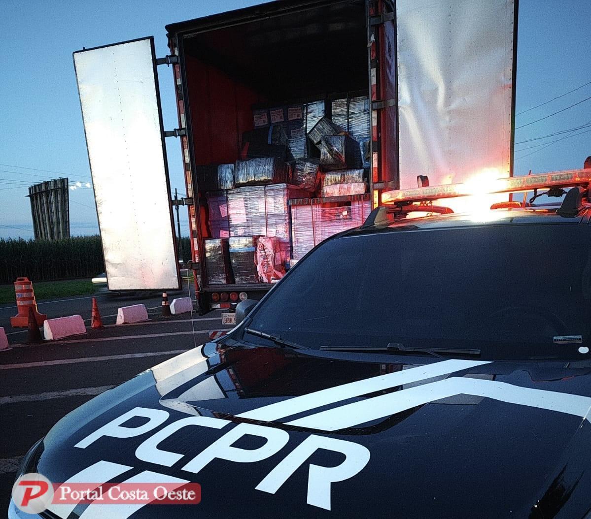 PRF E DENARC APREENDEM EM STI MAIS DE UMA TONELADA DE MACONHA EM CAMINHÃO NA BR-277