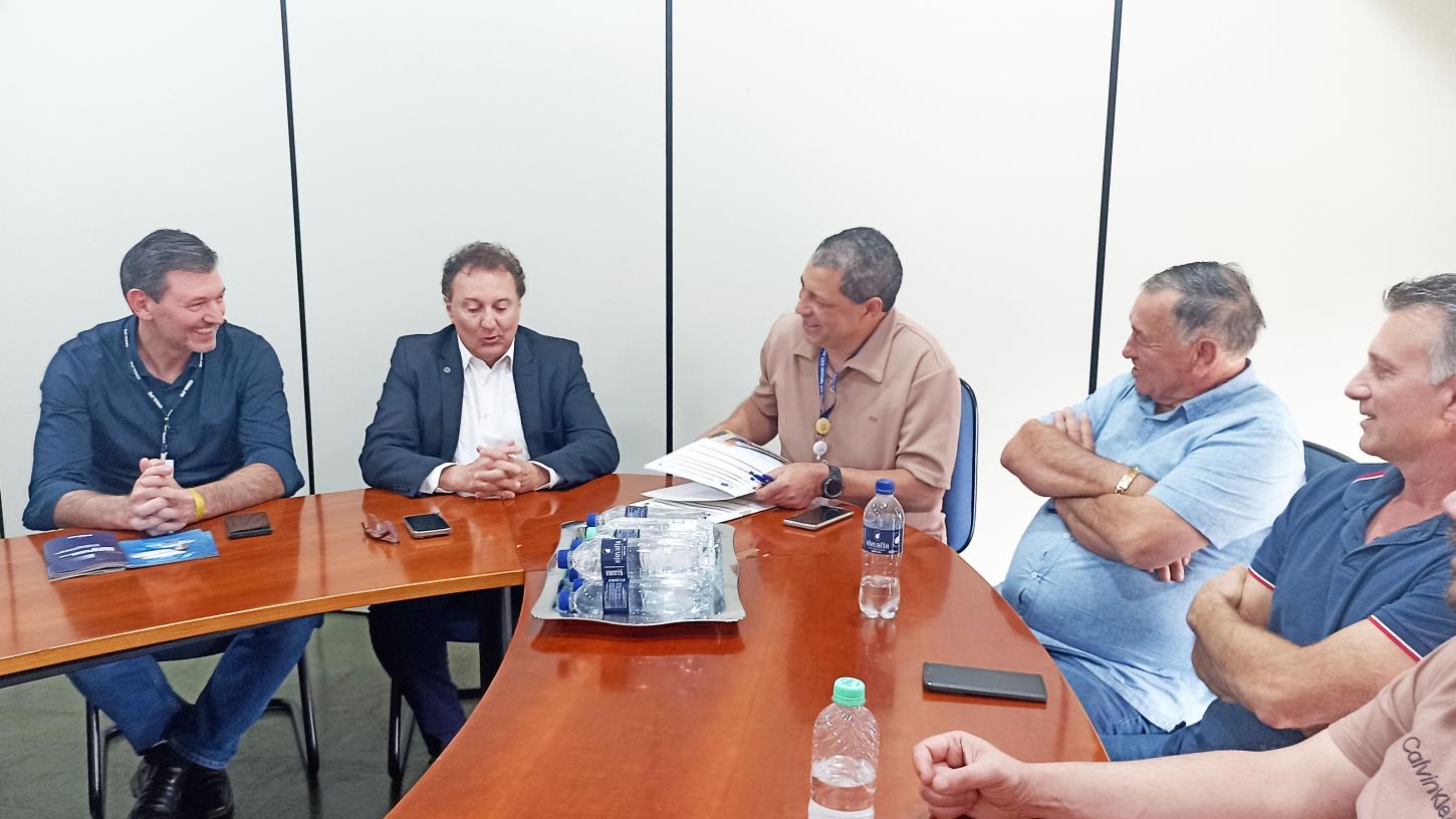 GOVERNO MUNICIPAL  DE SÃO  MIGUEL E CREA FIRMAM PARCERIA PARA REALIZAÇÃO DO PROGRAMA CASA FÁCIL EM SÃO MIGUEL DO IGUAÇU