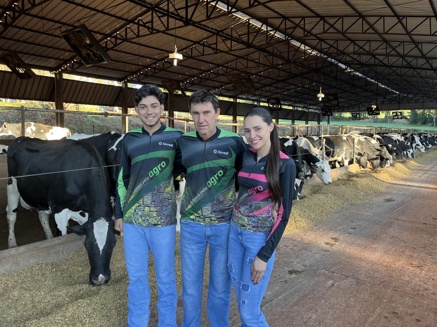 TRADIÇÃO FAMILIAR IMPULSIONA PRODUÇÃO DE LEITE NO PARANÁ