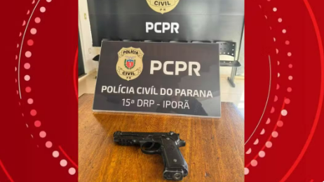 PROFESSOR DO PARANÁ MOSTRA ARMA FALSA PARA AMEAÇAR ALUNOS DEPOIS DE SER ATINGIDO POR BOLINHA DE PAPEL, DIZ PC