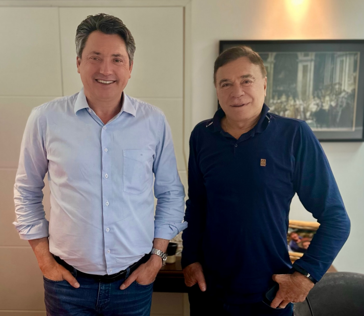 ALVARO DIAS RETORNA AO MDB E DEVE DISPUTAR O SENADO EM 2026