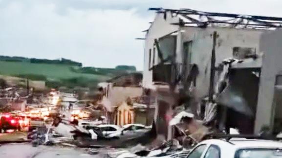 DEFESA CIVIL CONFIRMA CINCO MORTES APÓS TORNADO EM RIO BONITO DO IGUAÇU