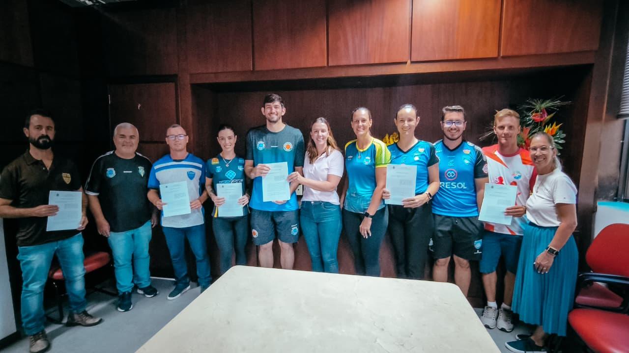 INCENTIVO MUNICIPAL FORTALECE O ESPORTE E A FORMAÇÃO DE TALENTOS EM SANTA HELENA