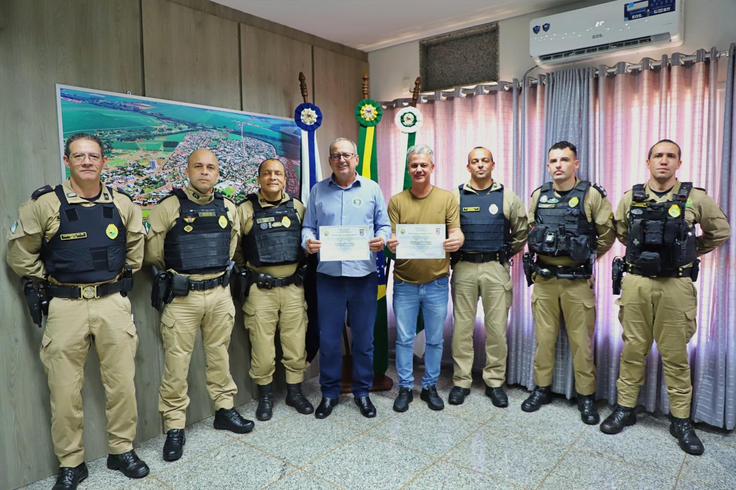 COMANDO REGIONAL DA POLÍCIA MILITAR REALIZA REUNIÃO EM ITAIPULÂNDIA PARA ALINHAR AÇÕES DE SEGURANÇA PÚBLICA