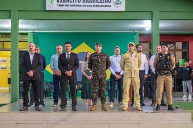 FORMATURA DE MATRÍCULA DÁ INÍCIO À INSTRUÇÃO 2026 DO TIRO DE GUERRA EM MEDIANEIRA
