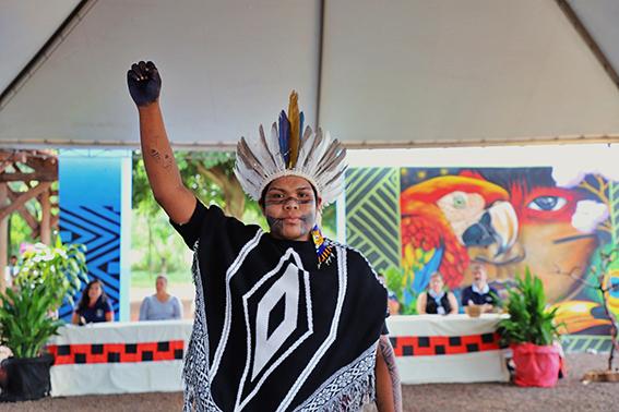 ESCOLA ESTADUAL ARANDU RENDA REALIZA ABERTURA DA 8ª SEMANA CULTURAL INDÍGENA EM ITAIPULÂNDIA