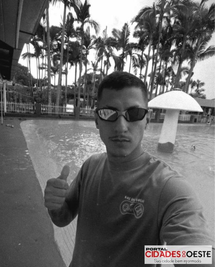 POLÍCIA INVESTIGA HOMICÍDIO DE JOVEM DE 19 ANOS EM ITAIPULÂNDIA