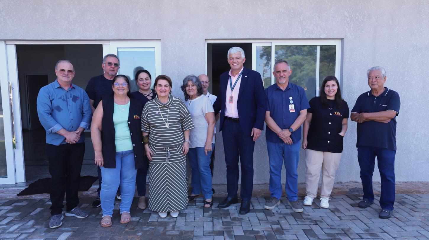 MINISTRA VISITA OBRA APOIADA PELA ITAIPU PARA ACOLHIMENTO DE MULHERES EM FOZ DO IGUAÇU