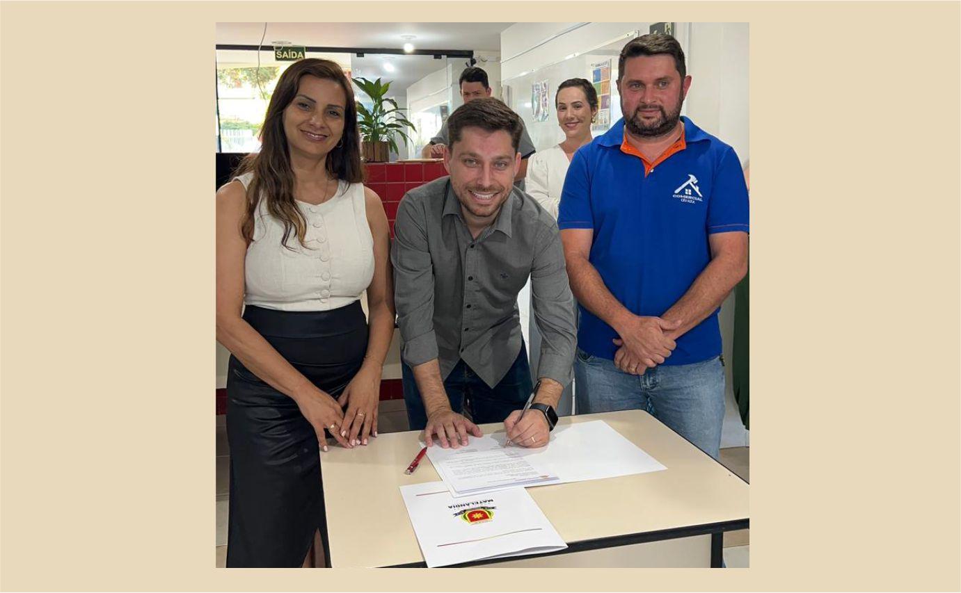 MUNICÍPIO DE MATELÂNDIA ASSINA ORDEM DE SERVIÇO PARA REFORMA DA VIGILÂNCIA EM SAÚDE