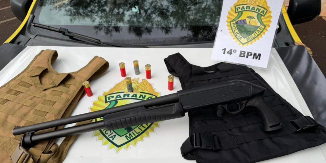 POLÍCIA MILITAR APREENDE ESPINGARDA E MUNIÇÕES EM FOZ DO IGUAÇU