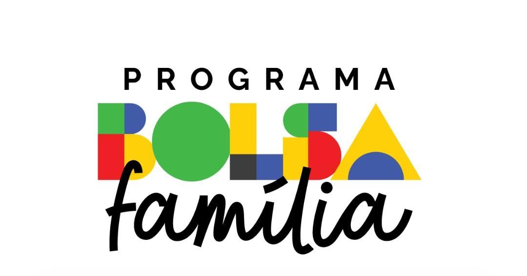 CRAS DE ITAIPULÂNDIA REALIZA ATUALIZAÇÃO DO CADASTRO ÚNICO PARA BENEFICIÁRIOS DO BOLSA FAMÍLIA