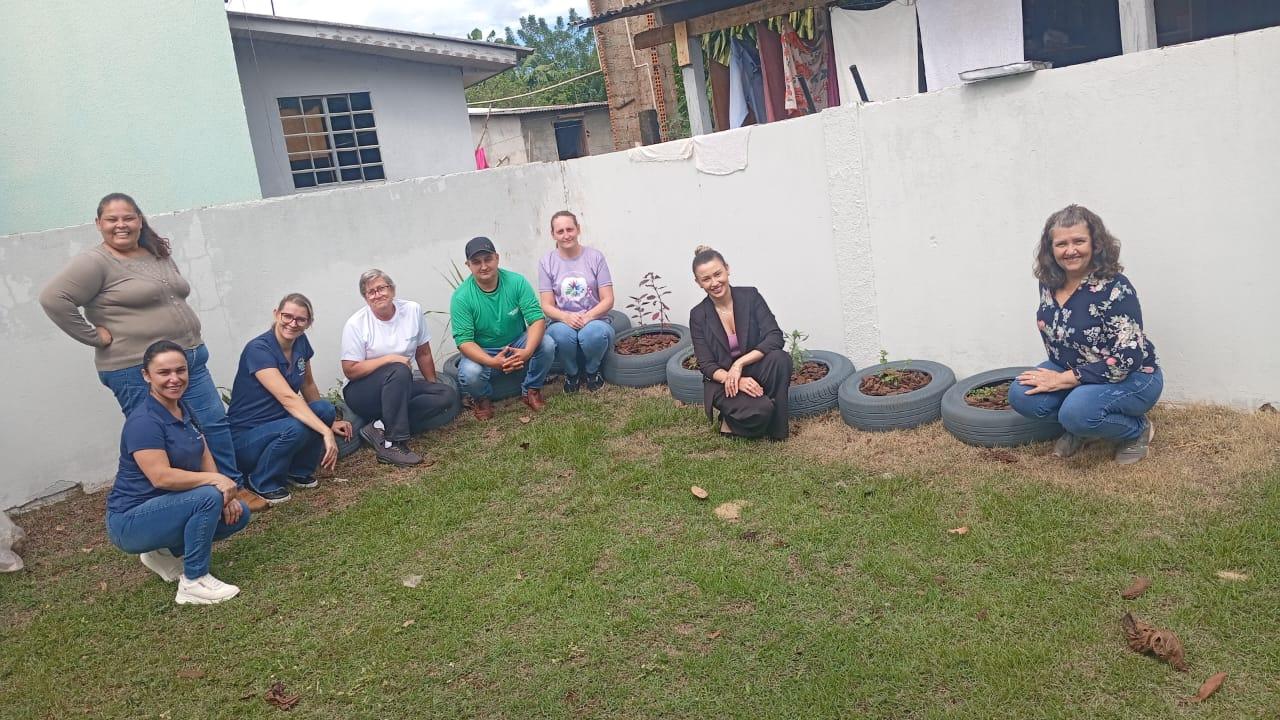 HORTA MEDICINAL É IMPLANTADA EM POSTO DE SAÚDE NO CARAMURU