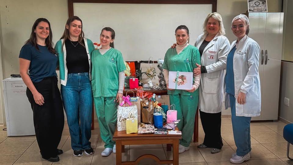 HOSPITAL MICHELETTO INICIA SEMANA DA ENFERMAGEM COM HOMENAGENS AOS PROFISSIONAIS EM SANTA HELENA