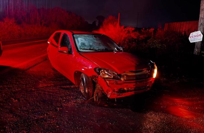 JOVEM FICA GRAVEMENTE FERIDO APÓS SER EJETADO EM ACIDENTE NA PR-497, EM SÃO MIGUEL DO IGUAÇU