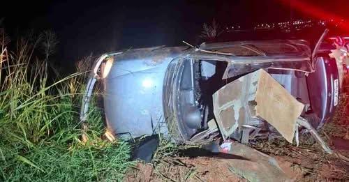 CAPOTAMENTO NA BR-182 DEIXA CINCO FERIDOS, TRÊS EM ESTADO GRAVE