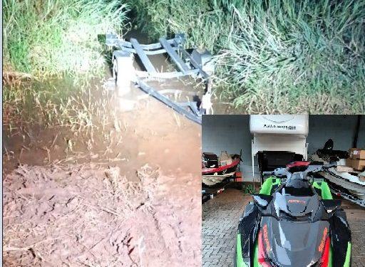 REBOQUE DE JET SKI FURTADO NO CENTRO DE ITAIPULÂNDIA É LOCALIZADO ÀS MARGENS DO LAGO DE ITAIPU