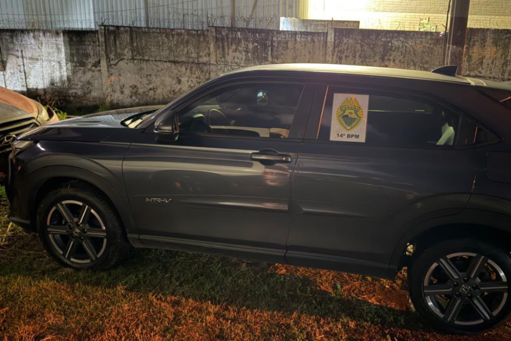 PM PRENDE MULHER COM SUV ROUBADA QUE SERIA LEVADA AO PARAGUAI PELA PONTE DA AMIZADE