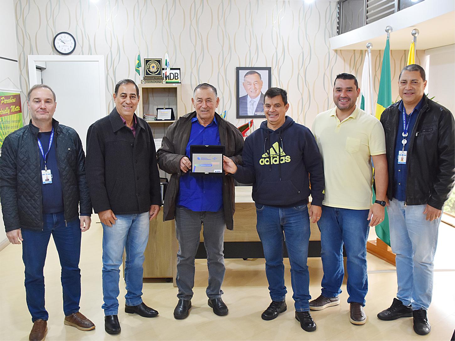 SÃO MIGUEL DO IGUAÇU RECEBE RECONHECIMENTO PELA PARTICIPAÇÃO NO PRÊMIO SEBRAE PREFEITURA EMPREENDEDORA