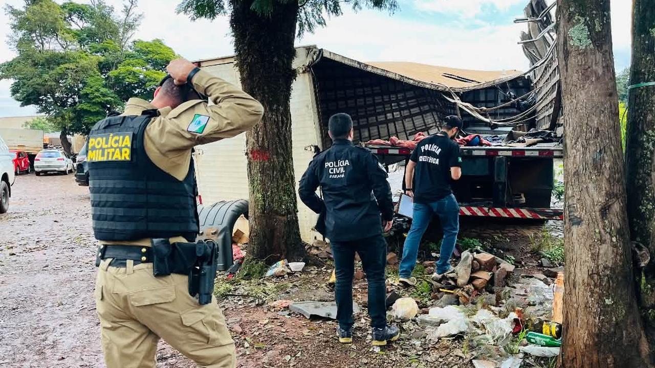 FOZ DO IGUAÇU – HOMEM É ENCONTRADO MORTO SOBRE CARRETA EM POSTO DE COMBUSTÍVEIS