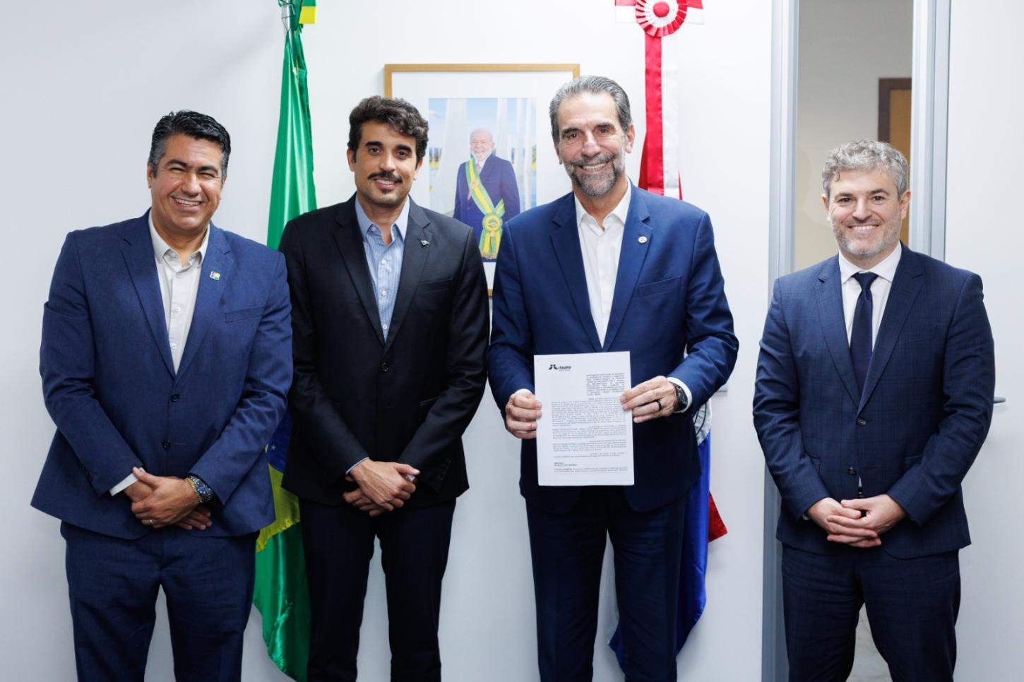 ITAIPU E RECEITA FEDERAL ASSINAM CONVÊNIO PARA AMPLIAÇÃO DA OPERAÇÃO MURALHA INTELIGENTE