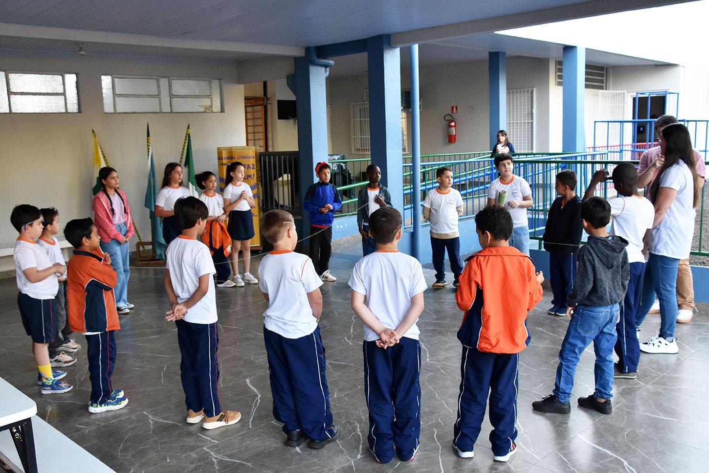 MAIS DE 2.700 ALUNOS RETORNAM ÀS AULAS DA REDE MUNICIPAL EM SÃO MIGUEL DO IGUAÇU