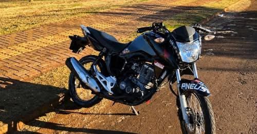 MOTOCICLETA É FURTADA DURANTE A MADRUGADA EM SÃO MIGUEL DO IGUAÇU