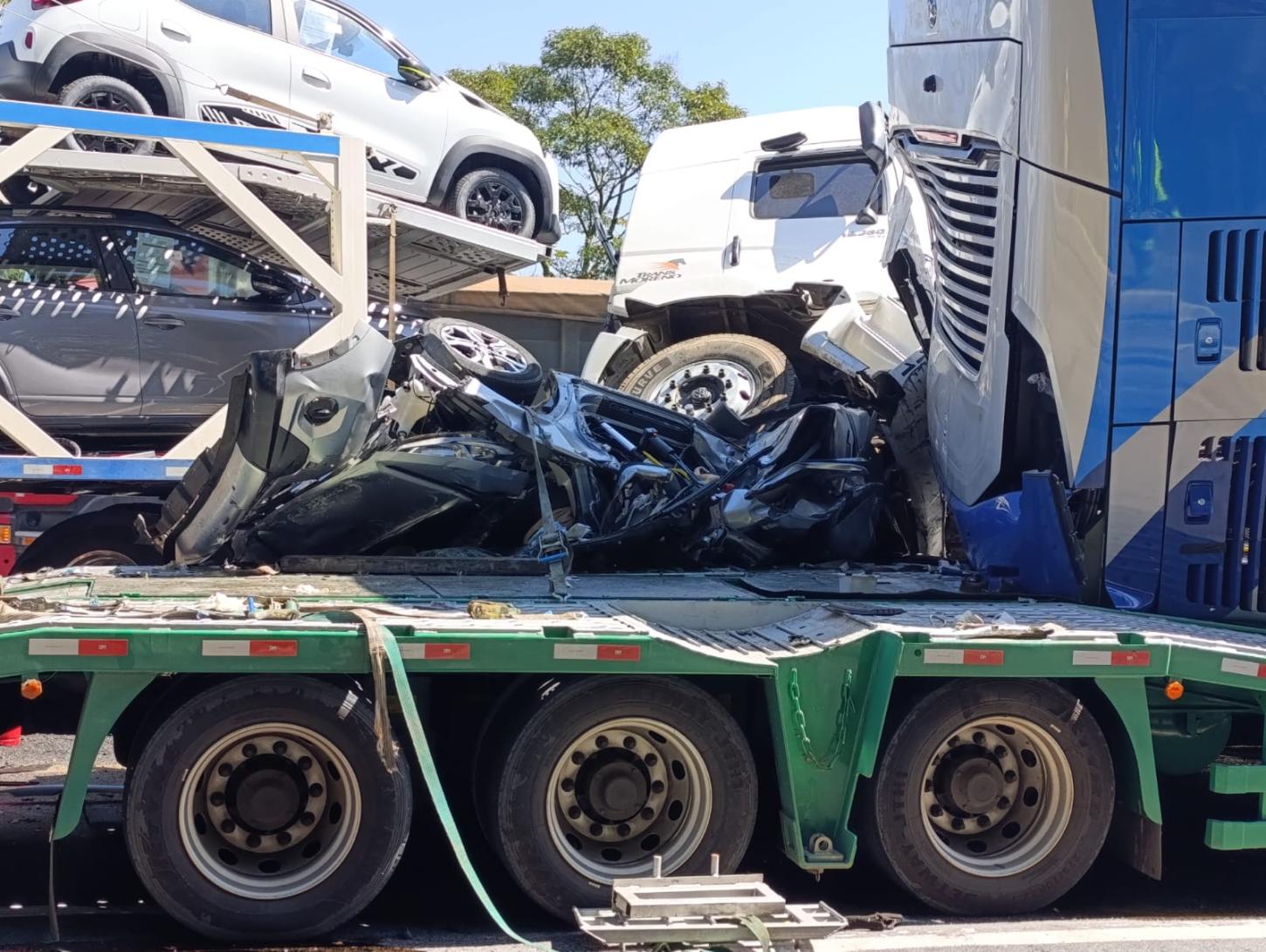 FREIOS ISOLADOS: FALHA EM CARRETA PODE TER CAUSADO TRAGÉDIA NA BR-277 E DEIXADO DOIS MORTOS