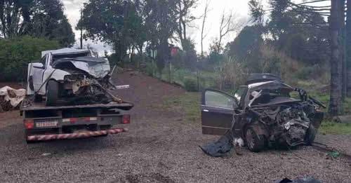 QUATRO PESSOAS MORREM E DUAS FICAM GRAVEMENTE FERIDAS EM ACIDENTE NA PRC-280