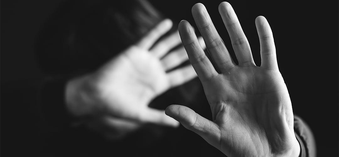 DISCUSSÃO ENTRE CASAL TERMINA EM AGRESSÃO NO CENTRO DE SÃO MIGUEL DO IGUAÇU