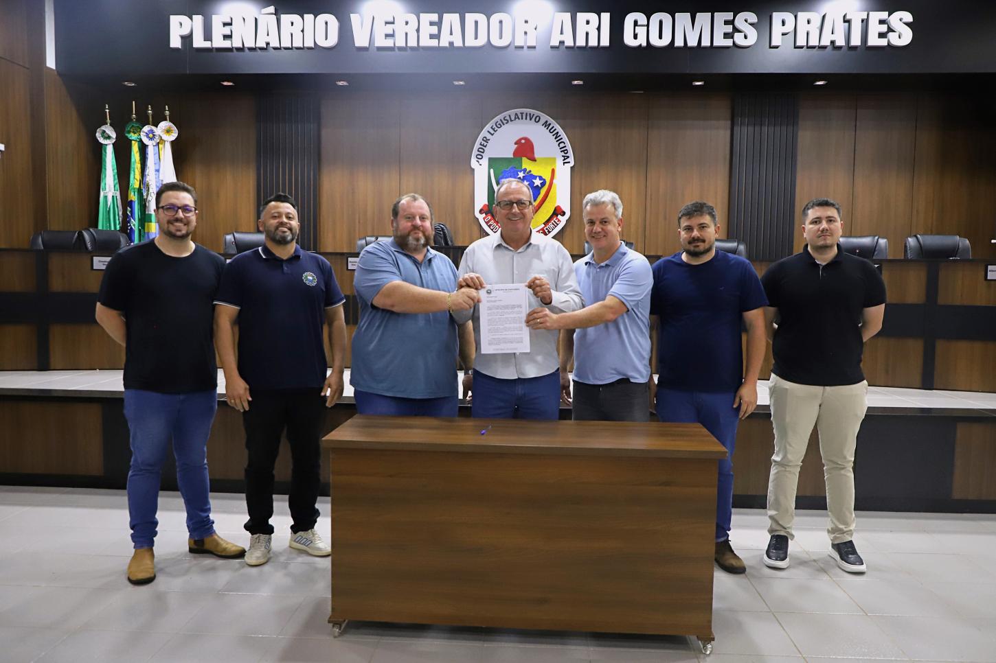 EXECUTIVO DE ITAIPULÂNDIA PROTOCOLA PROJETO QUE PREVÊ INCENTIVO MENSAL A TRABALHADORES