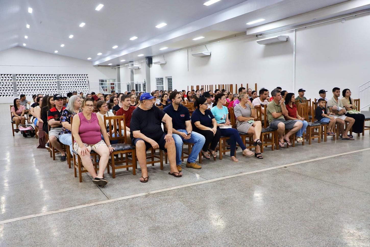 ITAIPULÂNDIA - ADMINISTRAÇÃO MUNICIPAL ENTREGA MAIS 93 EMPENHOS DO PROGRAMA ITAIPULÂNDIA VIVENDO MELHOR