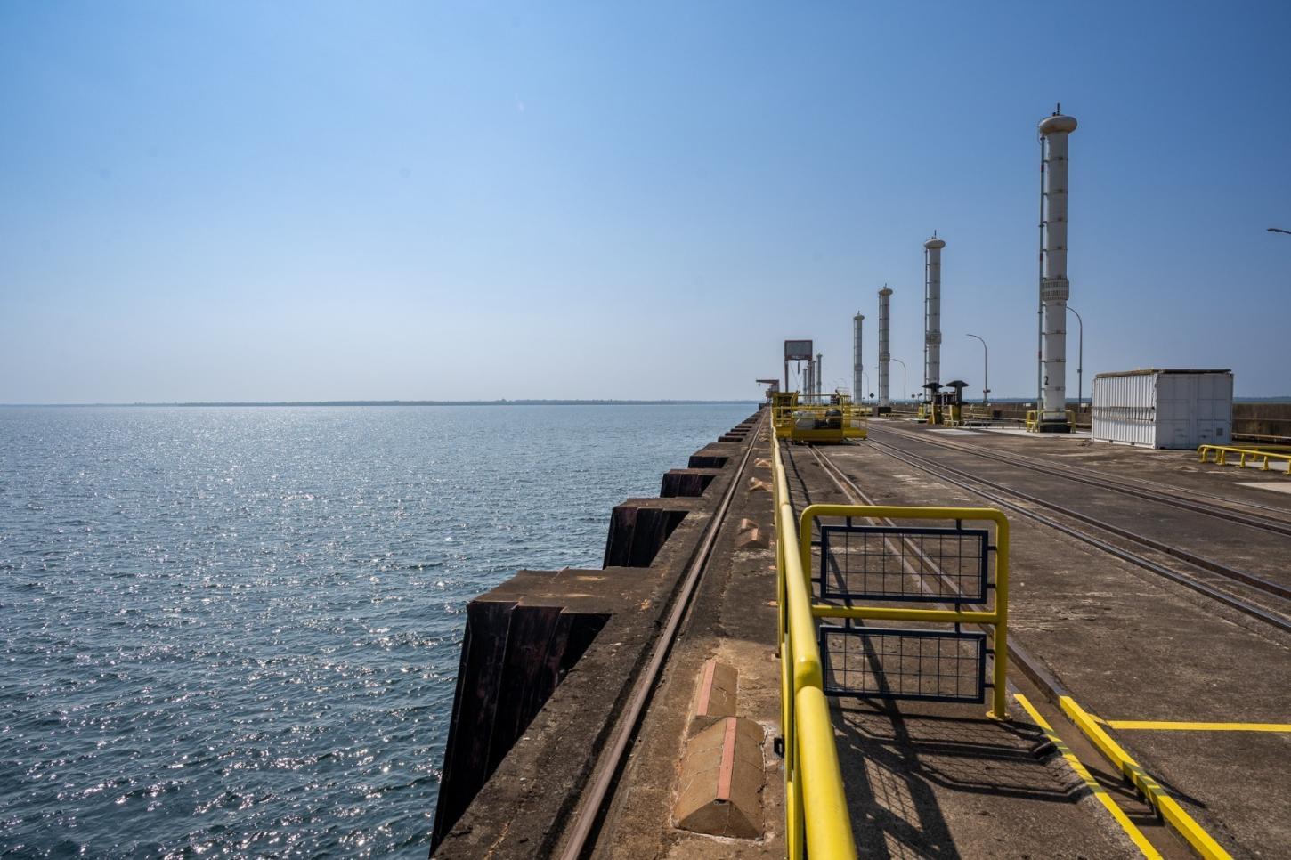 ITAIPU UTILIZA RESERVATÓRIO PARA REDUZIR IMPACTOS DA CHEIA DO RIO PARANÁ