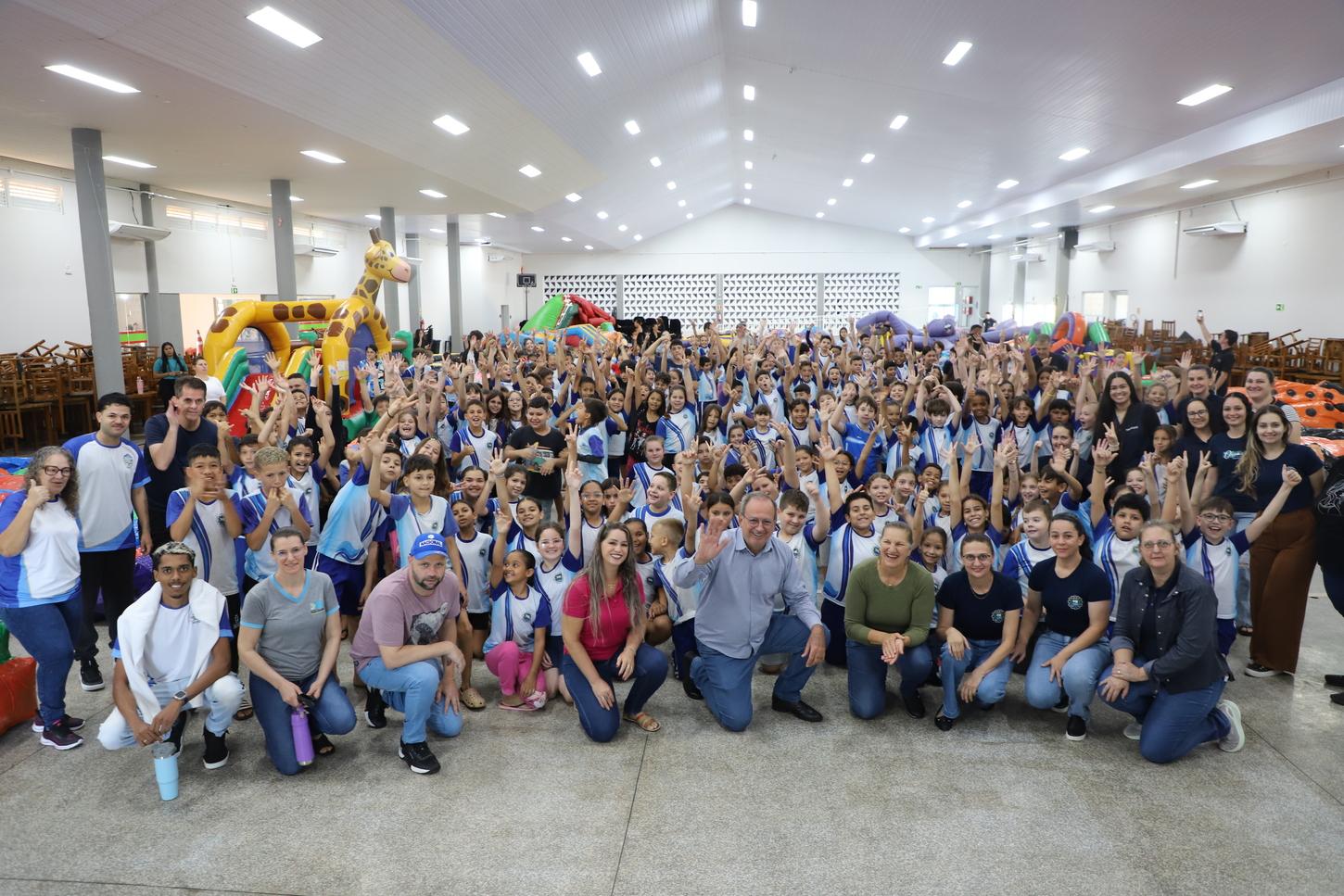 ITAIPULÂNDIA - DIVERSÃO E ALEGRIA MARCAM A SEMANA DA CRIANÇA NA REDE MUNICIPAL DE ENSINO