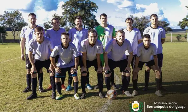 24º CAMPEONATO MUNICIPAL DE FUTEBOL COMEÇA COM GOLEADA E JOGOS MOVIMENTADOS EM SERRANÓPOLIS DO IGUAÇU
