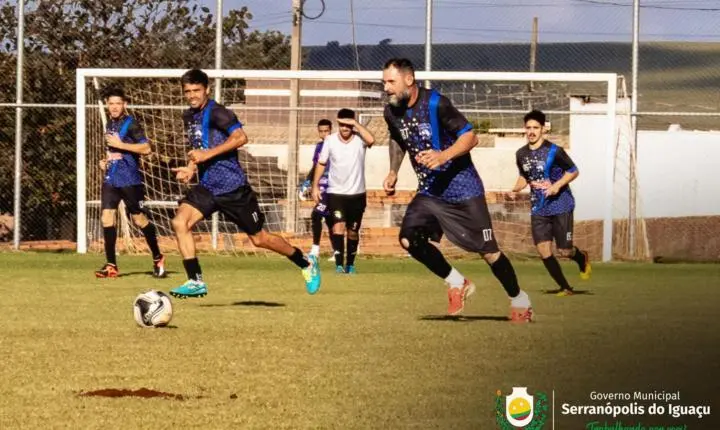 24º CAMPEONATO MUNICIPAL DE FUTEBOL COMEÇA COM GOLEADA E JOGOS MOVIMENTADOS EM SERRANÓPOLIS DO IGUAÇU