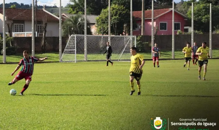 24º CAMPEONATO MUNICIPAL DE FUTEBOL COMEÇA COM GOLEADA E JOGOS MOVIMENTADOS EM SERRANÓPOLIS DO IGUAÇU