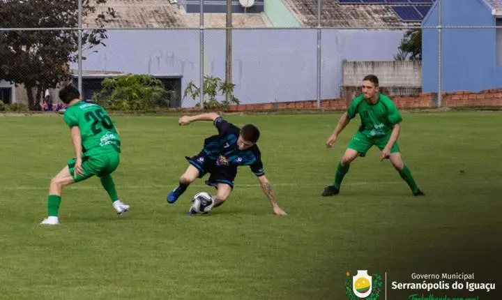 24º CAMPEONATO MUNICIPAL DE FUTEBOL COMEÇA COM GOLEADA E JOGOS MOVIMENTADOS EM SERRANÓPOLIS DO IGUAÇU