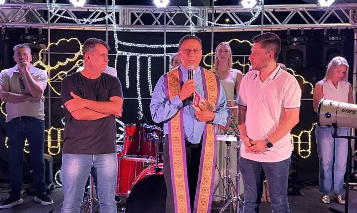 ABERTURA DA PROGRAMAÇÃO DE PÁSCOA REÚNE FAMÍLIAS EM MATELÂNDIA