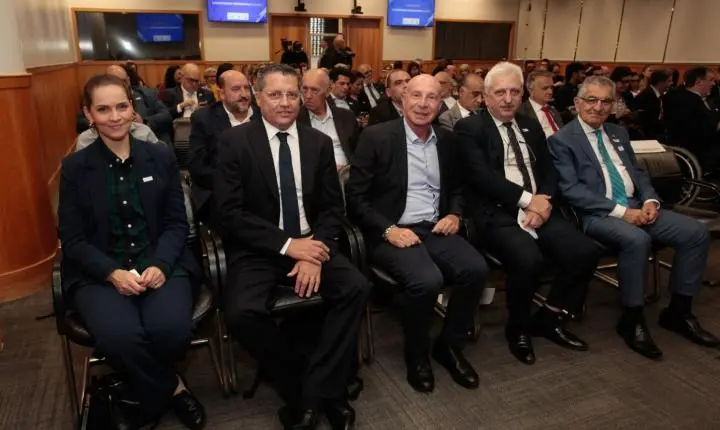 ABNT LANÇA UNIABNT EM PARCERIA COM A UDC