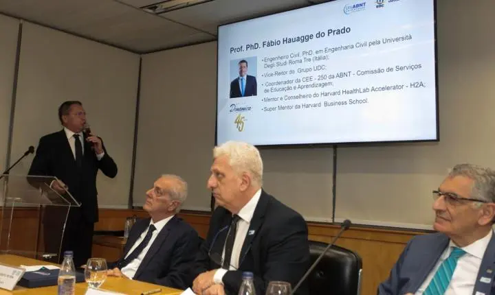 ABNT LANÇA UNIABNT EM PARCERIA COM A UDC